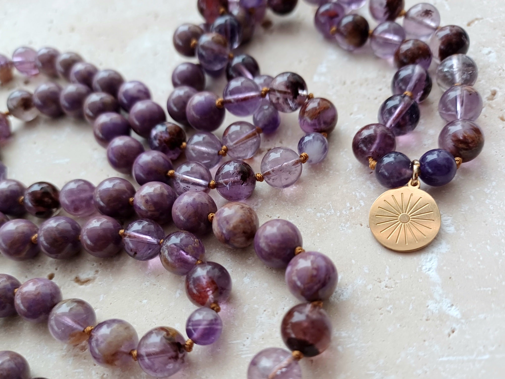 Mala LET YOUR LIGHT shine (Cacoxenit Phosphosiderit Amethyst)