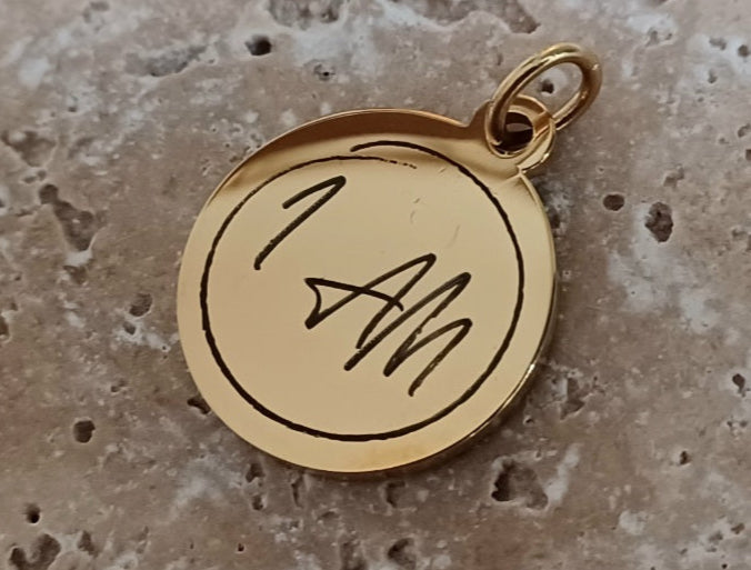 Anhänger I AM (goldfarben)