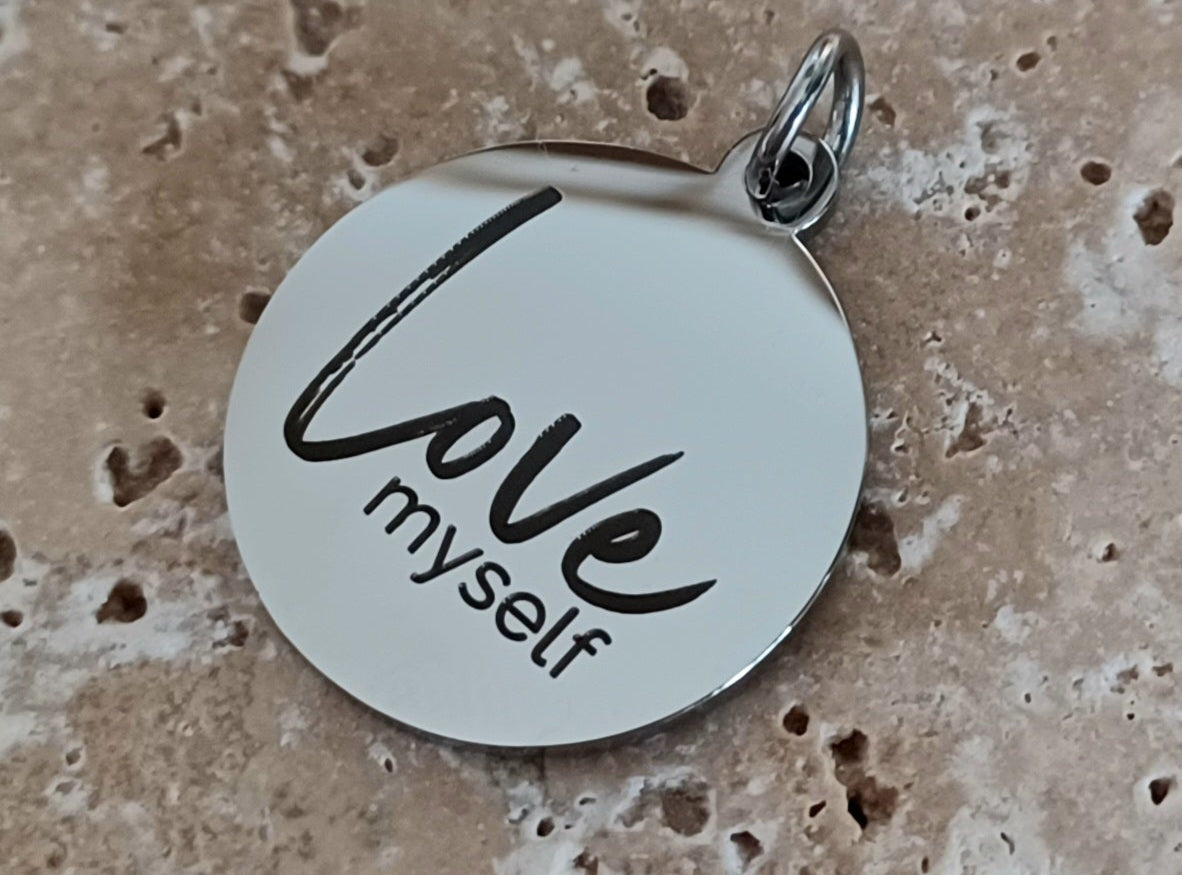 Anhänger Love myself (silberfarben)