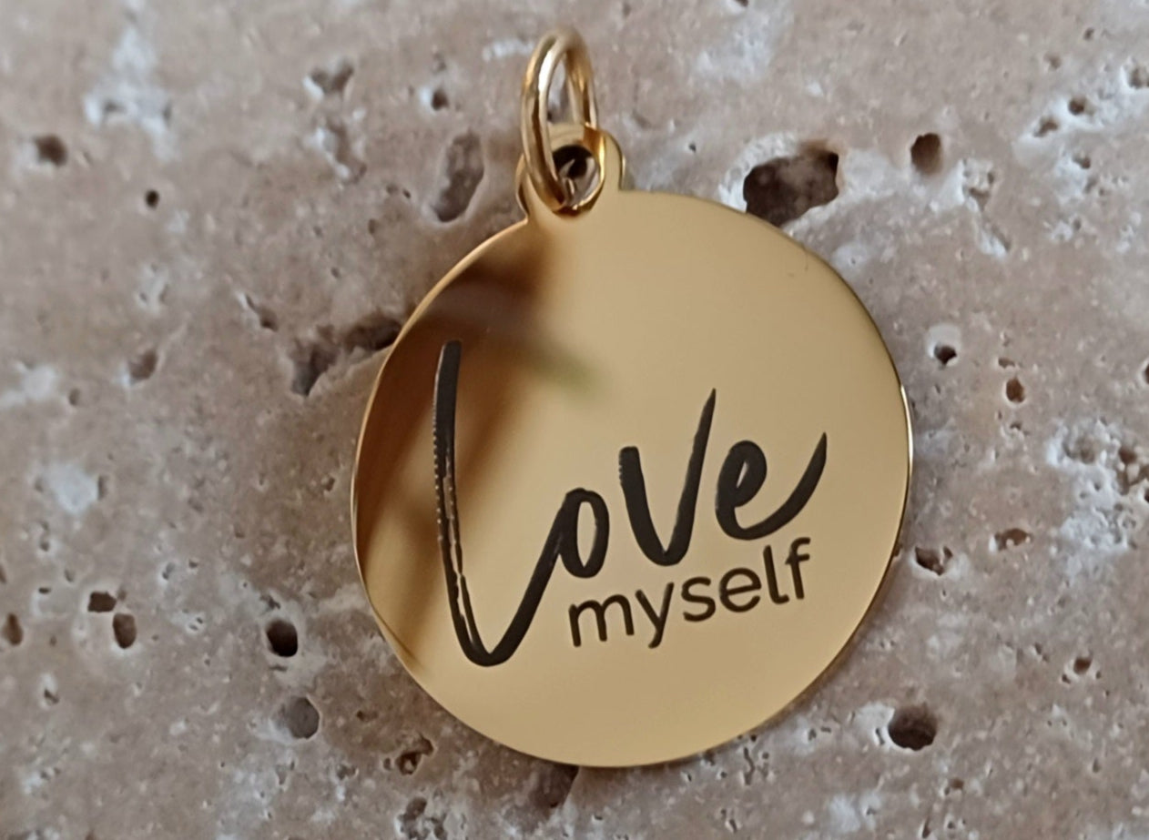 Anhänger Love myself (goldfarben)