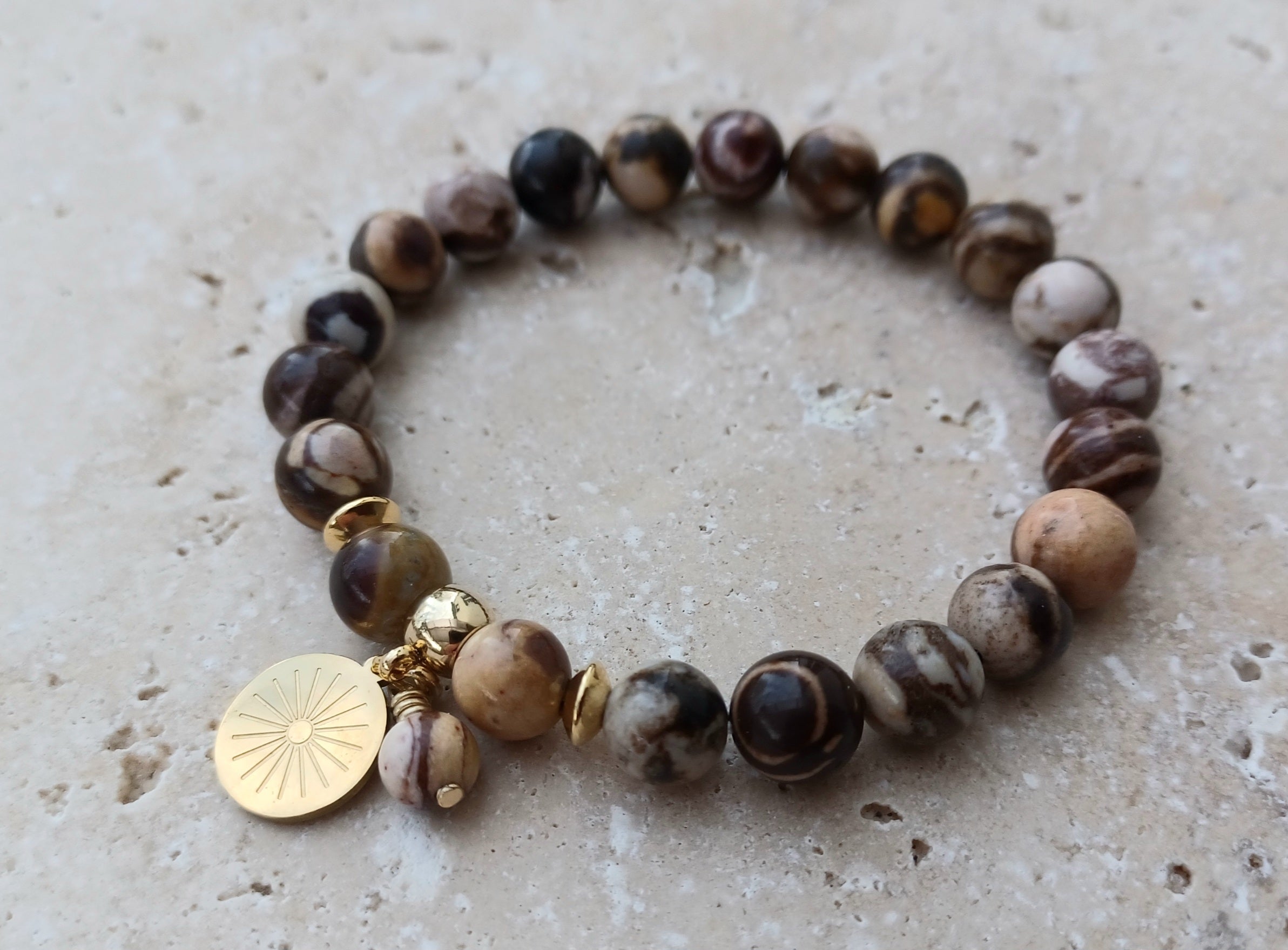 cappuccino-jaspis-armband -mit-sonnensymbol