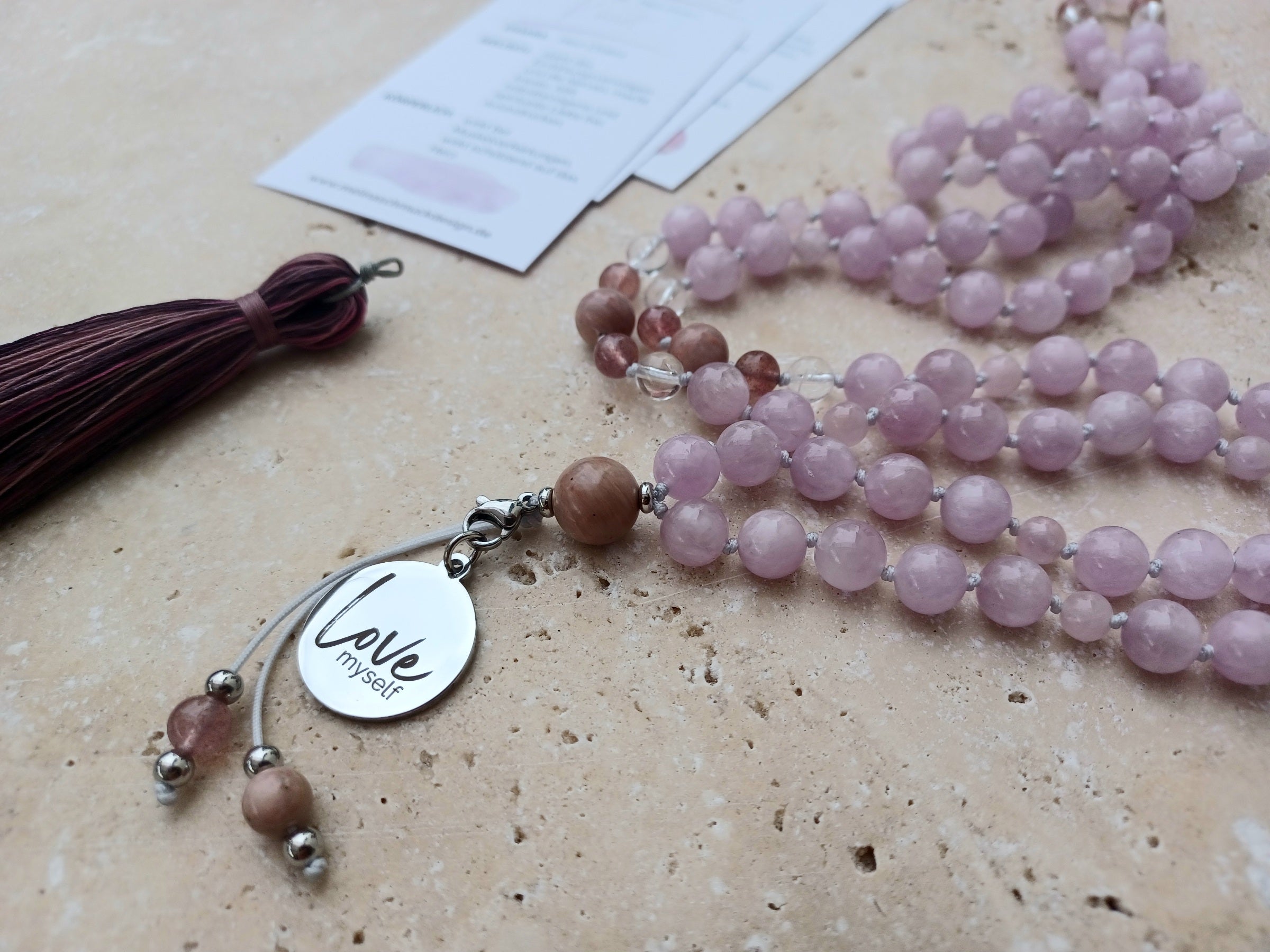 Mala LOVE MYSELF ...umarme dich selbst?