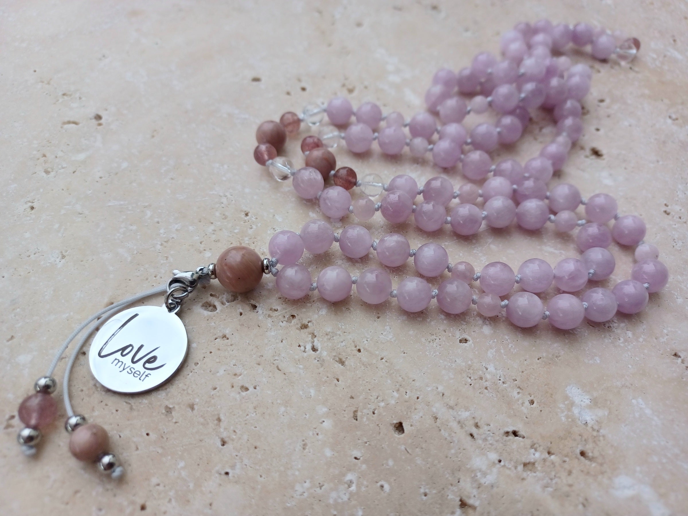 Mala LOVE MYSELF ...umarme dich selbst?