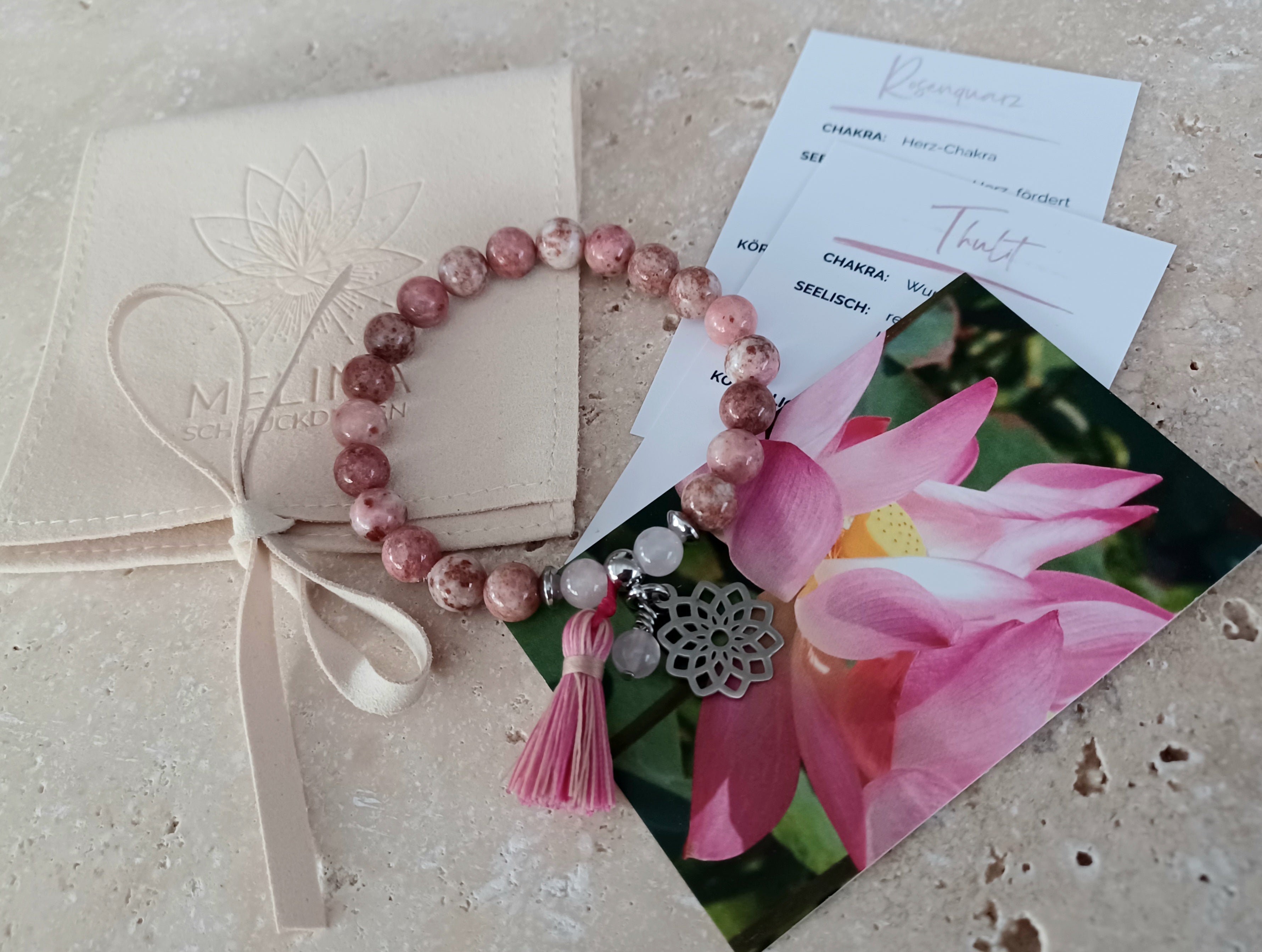 Armband Lotusblume (Thulit Rosenquarz)
