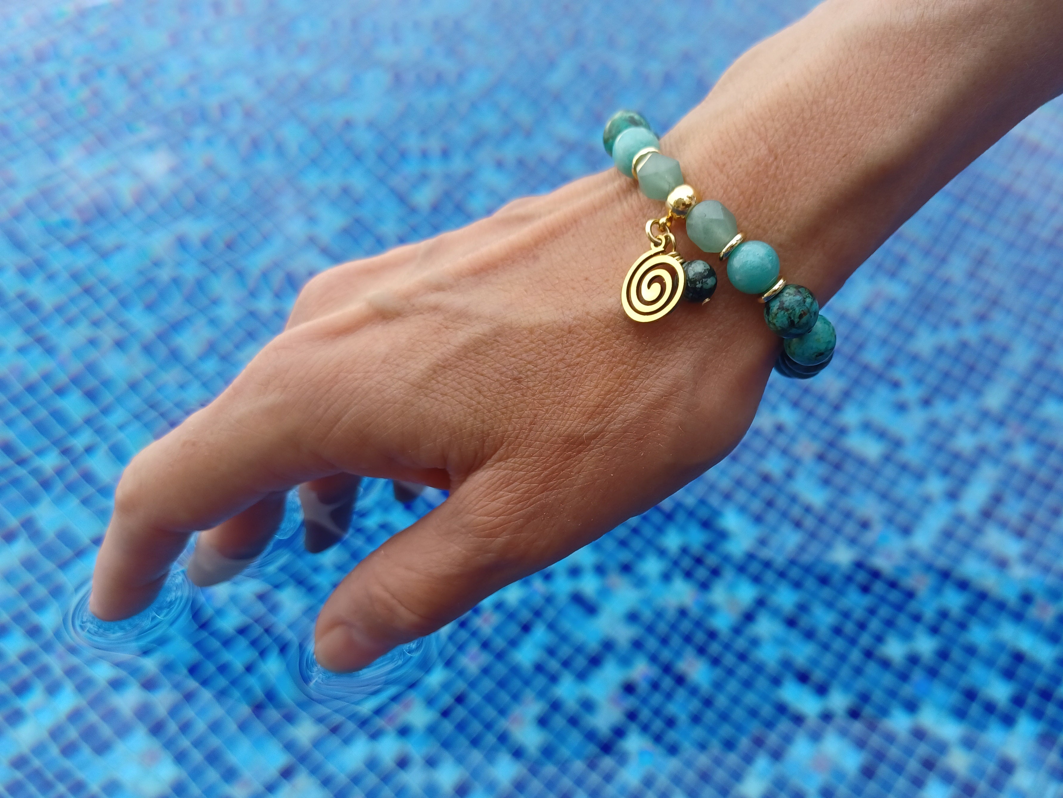 Armband Spirale „Geh nach innen – und finde dich im Leben wieder.“