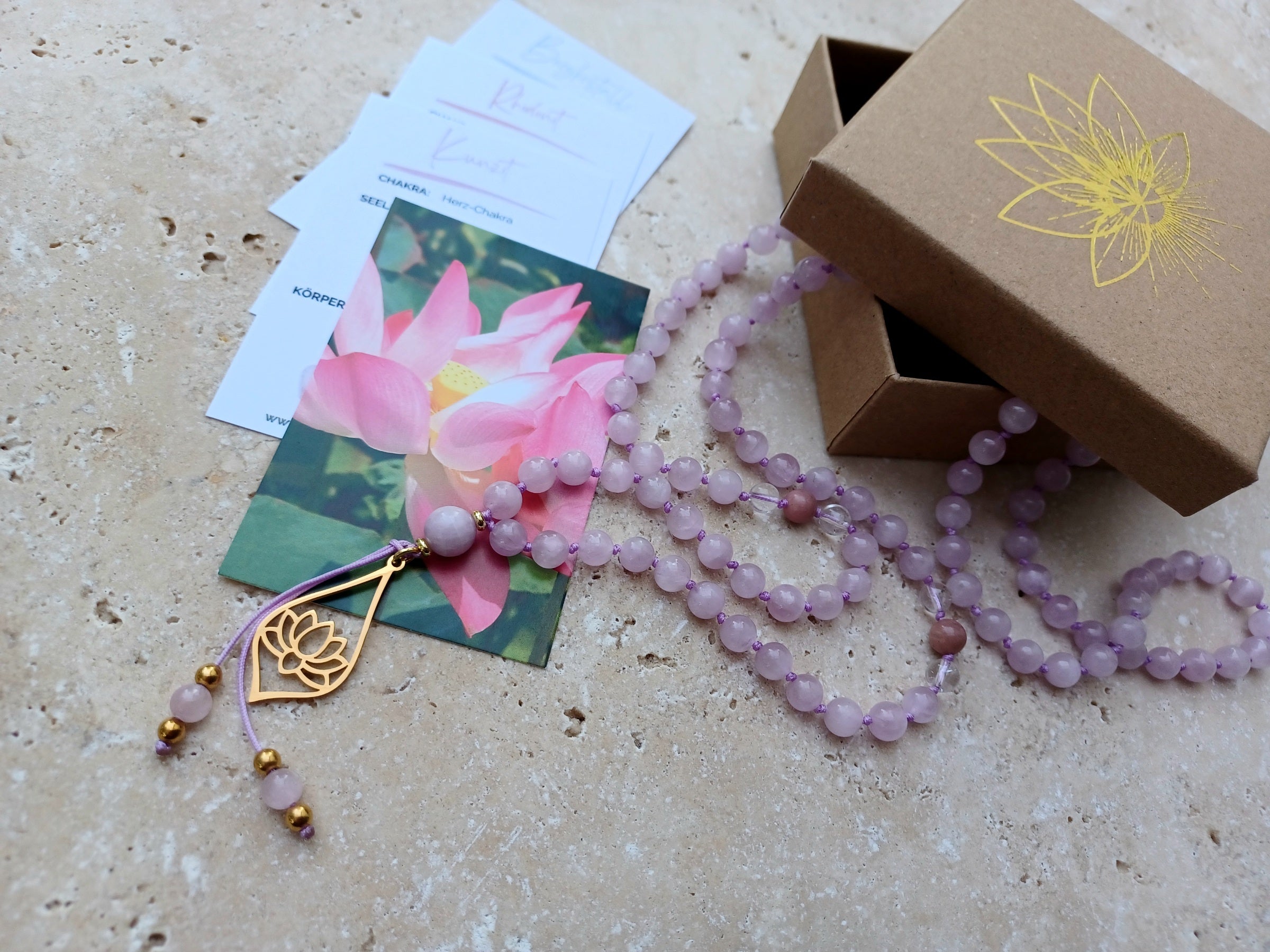 Mala LOTUSBLUME - erblühe aus dir selbst heraus, kraftvoll und voller Leuchten.