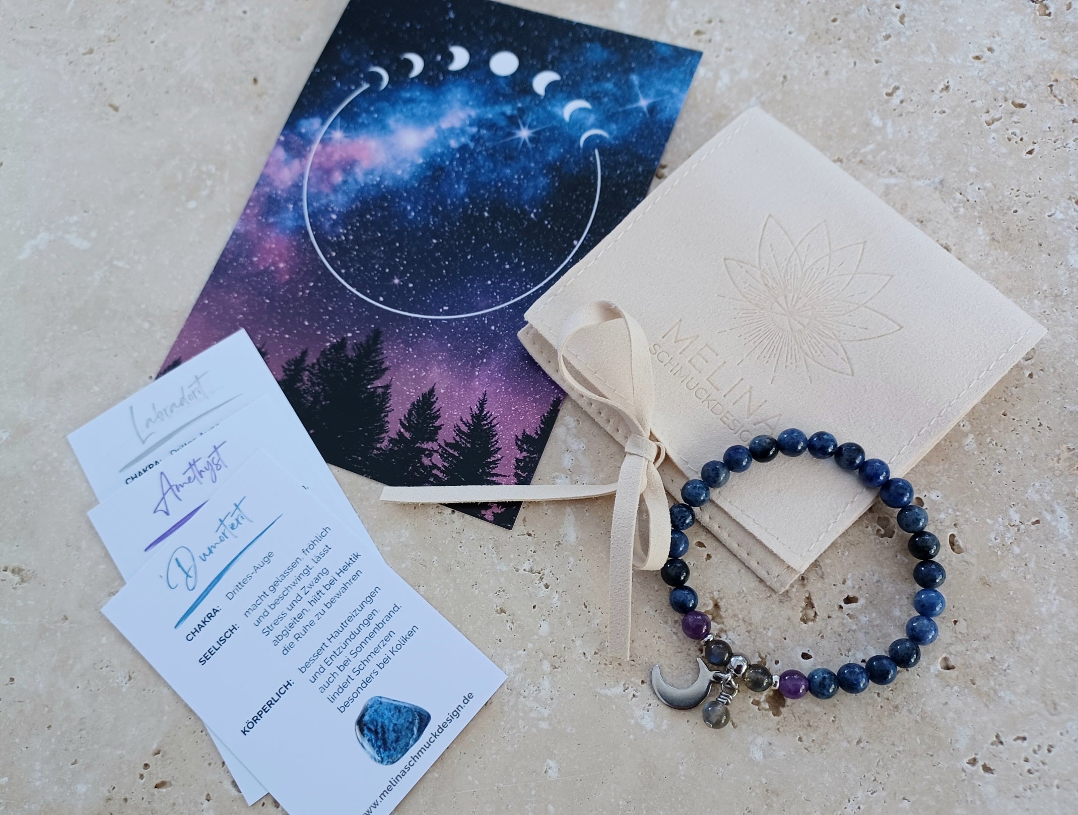 MONDSCHEIN Armband ...Stärke und Leuchtkraft, getragen am Handgelenk.