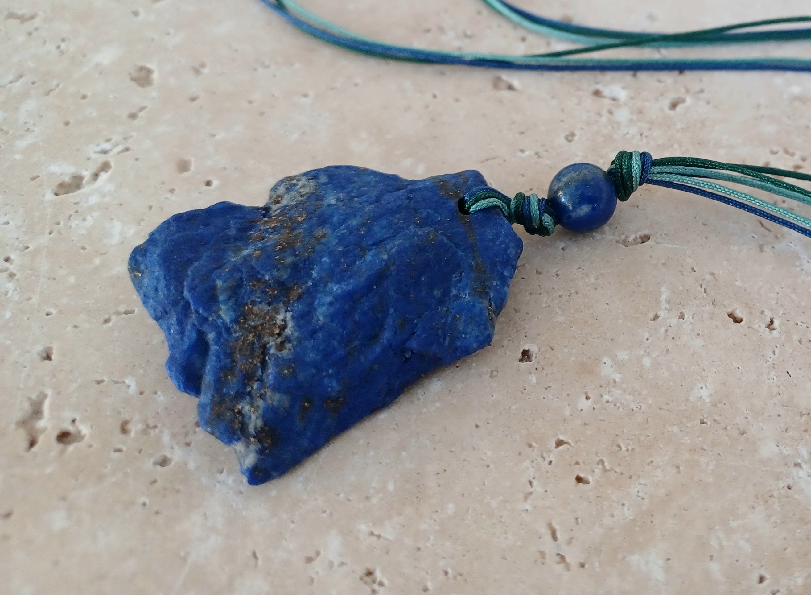 Kette Lapislazuli - „Finde Ruhe in deiner Wahrheit.“