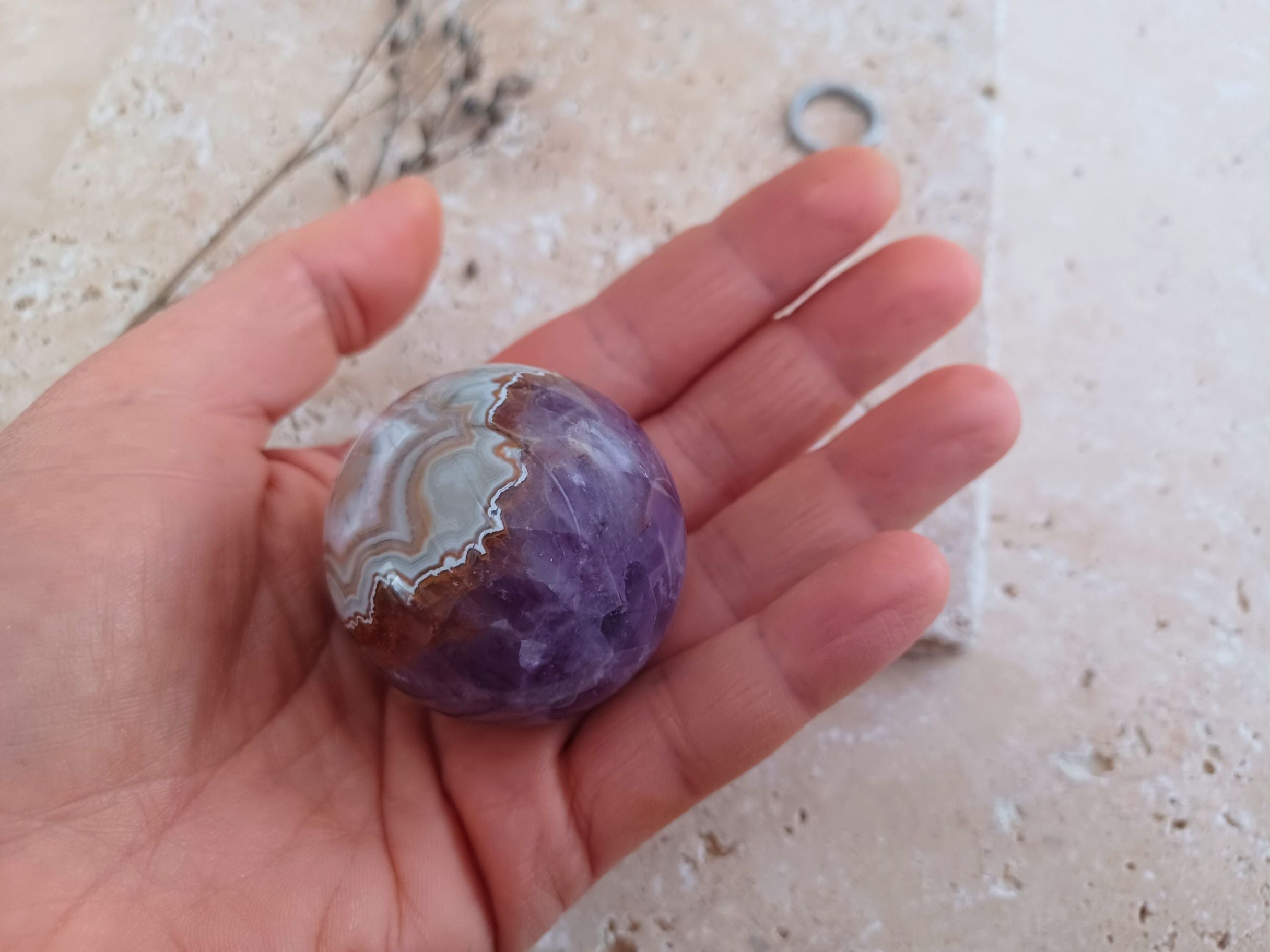 Achat in Amethyst Kugel