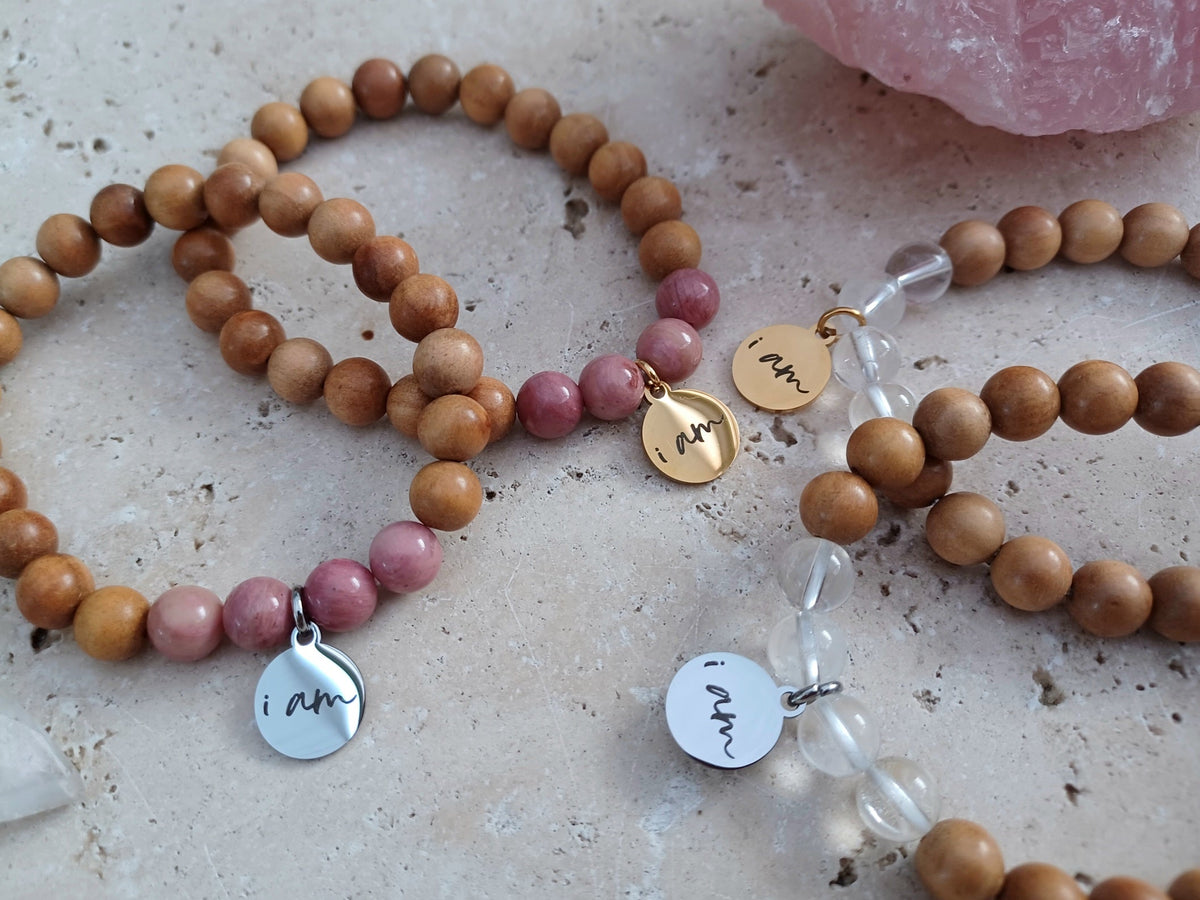Sandelholz-Armbänder mit Edelsteinen &amp; I AM