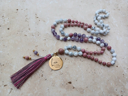 Mala LOVE IS THE STRONGEST MEDICINE ...Heilung beginnt mit dem Herzen.