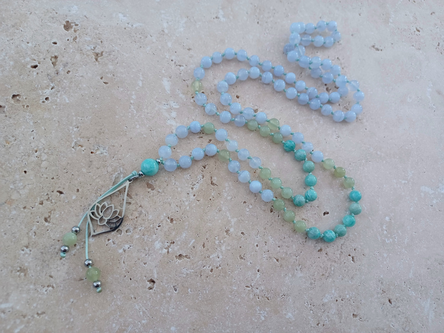Mala BLOOM WITHIN - erblühe aus dir selbst heraus, kraftvoll und voller Leuchten.