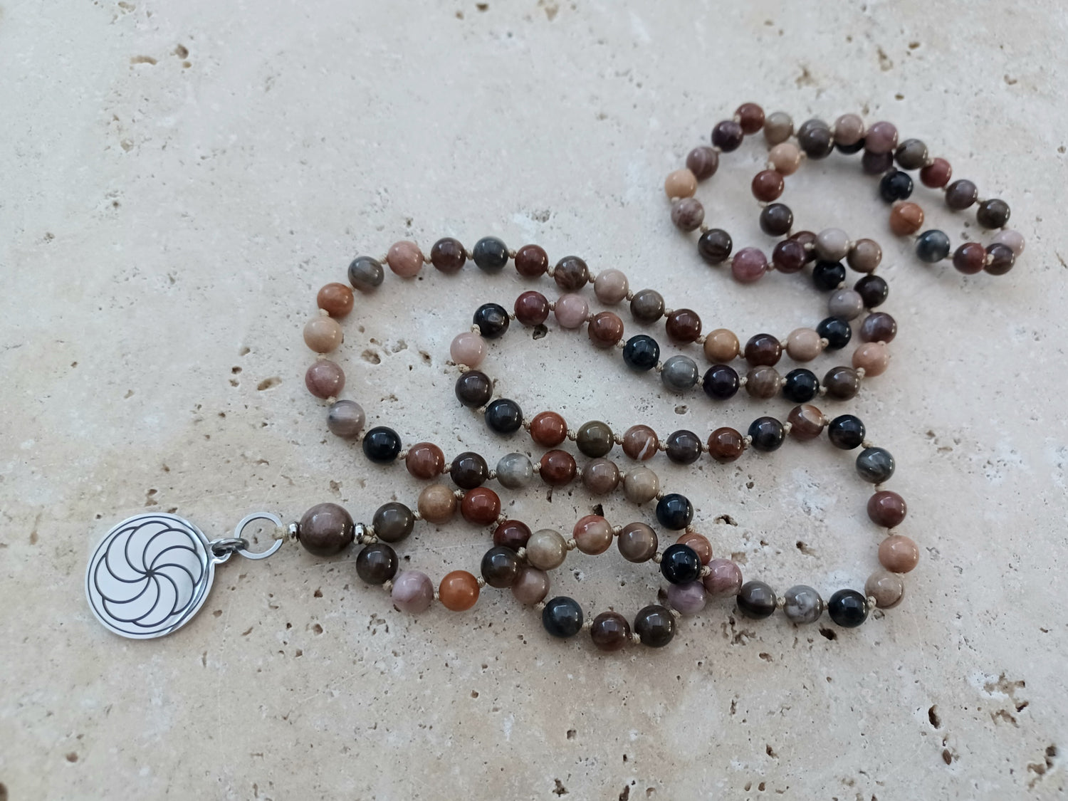Mala Eternity – Licht. Unendlichkeit. Erdung.
