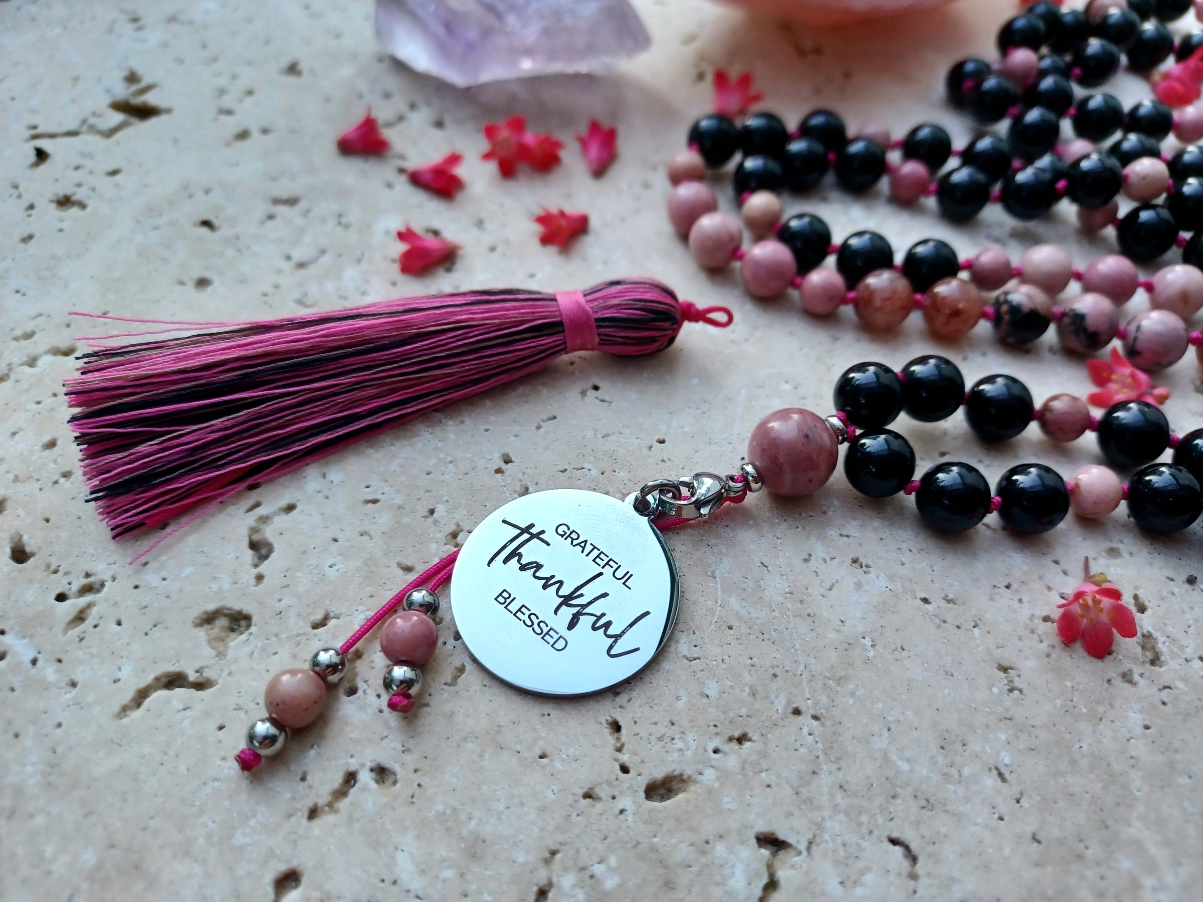 Mala Grateful • Thankful • Blessed - Dankbarkeit öffnet das Herz für die Fülle des Lebens.